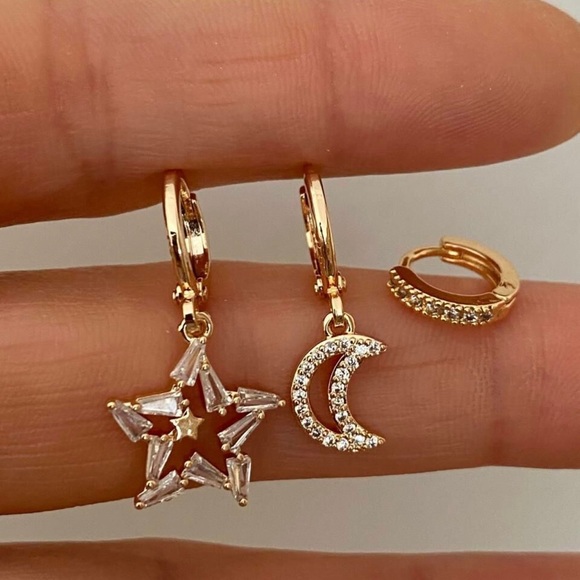 Star Moon Hoop Earrings Trio Earrings 18k Gold Plated Luxury Jewelry - Picture 1 of 9